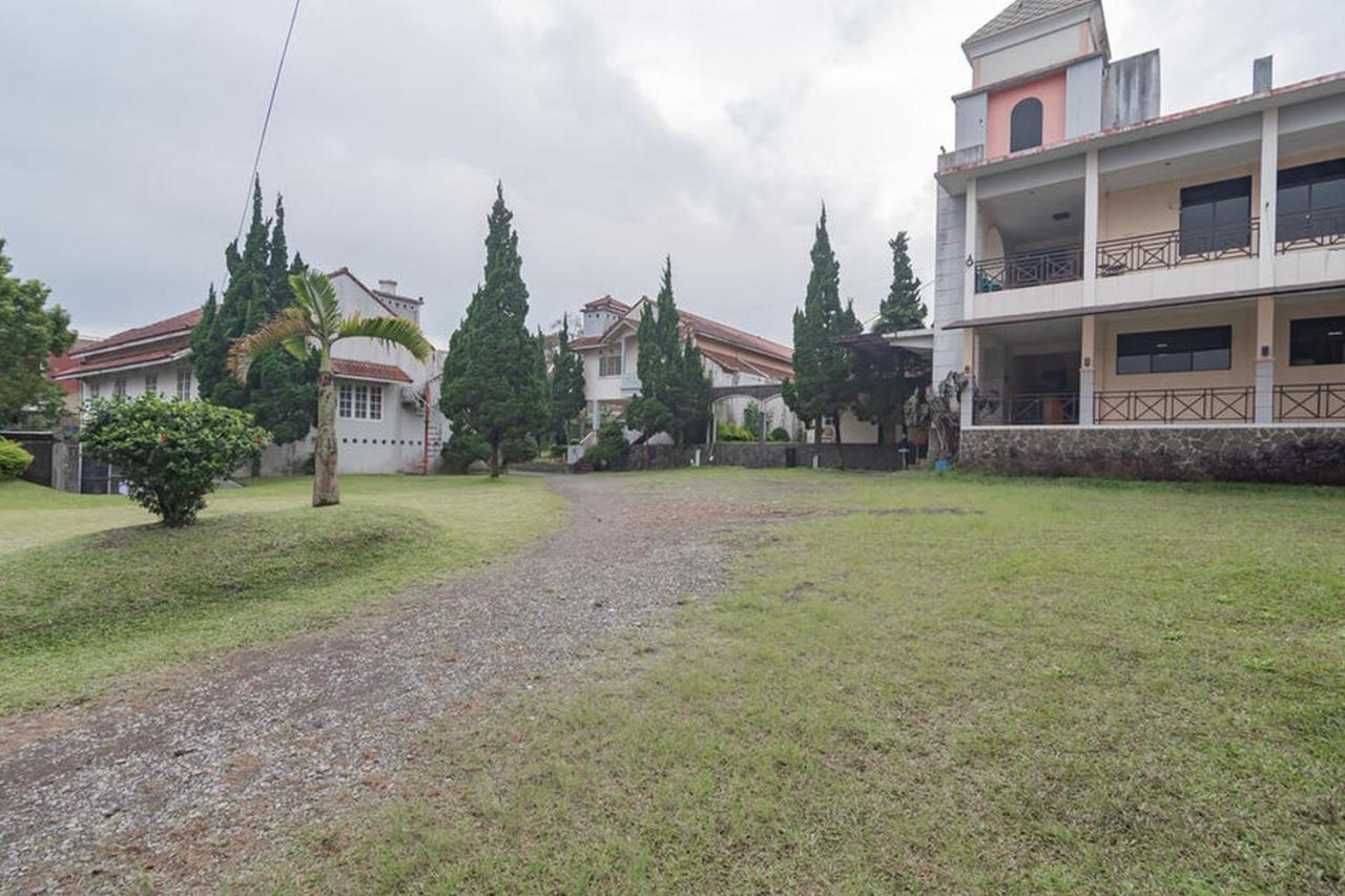 Hotel Puspa Sari Redpartner Ciater Exterior foto