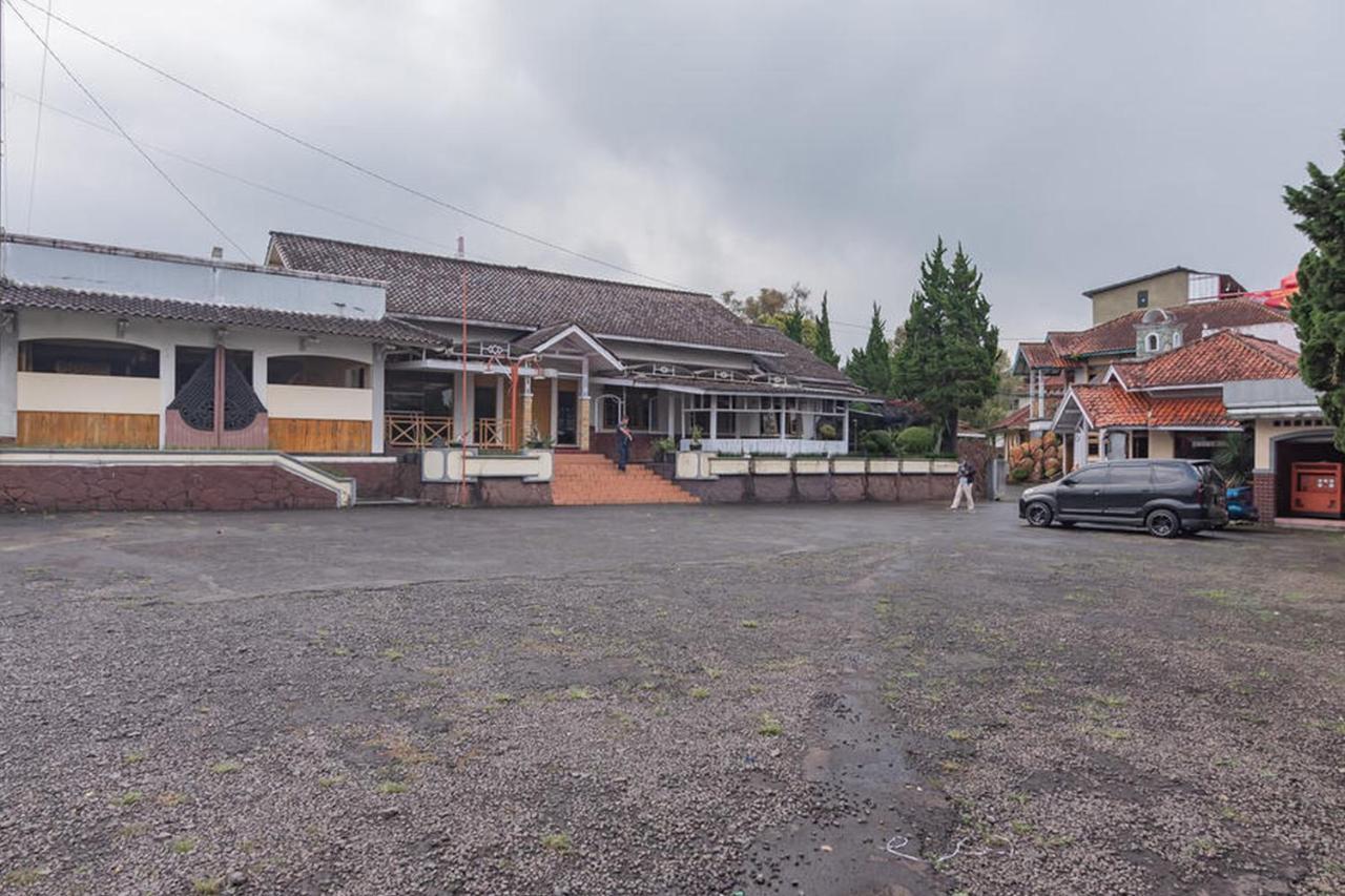 Hotel Puspa Sari Redpartner Ciater Exterior foto
