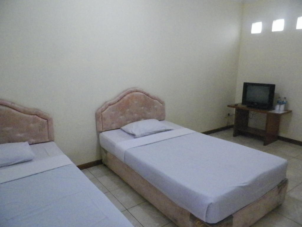 Hotel Puspa Sari Redpartner Ciater Habitación foto